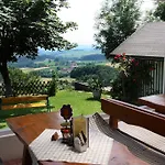Schlosstaverne Obrist Inn Wolfsegg am Hausruck