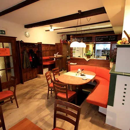 Schlosstaverne Obrist Han/Misafirhane