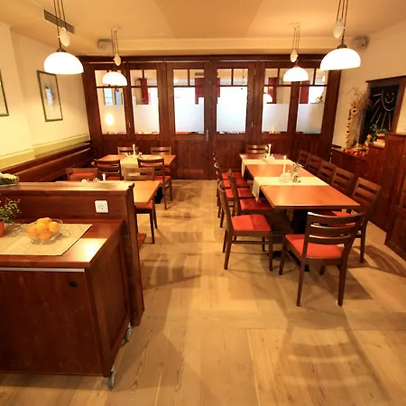 Πανδοχείο Schlosstaverne Obrist 3*