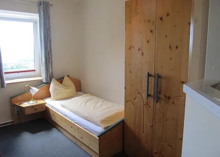 Han/Misafirhane Schlosstaverne Obrist Wolfsegg am Hausruck