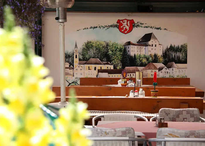 Han/Misafirhane Schlosstaverne Obrist Wolfsegg am Hausruck