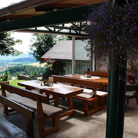 אורחן Schlosstaverne Obrist