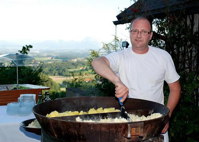 Schlosstaverne Obrist 3* Wolfsegg am Hausruck