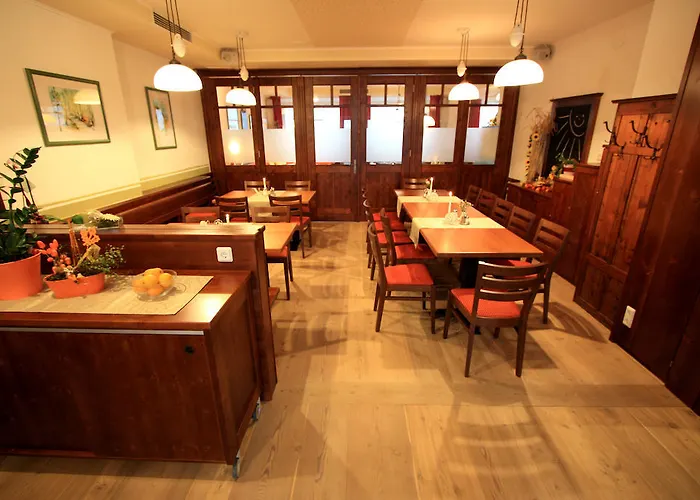 Πανδοχείο Schlosstaverne Obrist 3*