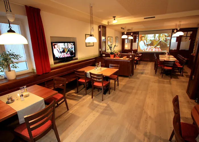 Schlosstaverne Obrist Πανδοχείο